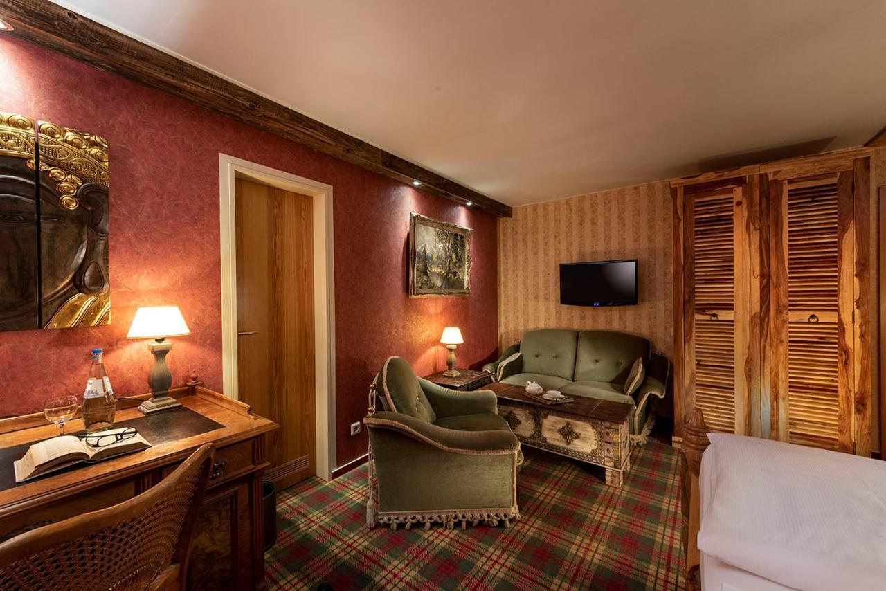 Wellnesshotel Seeschloesschen - Privat- Spa & Naturresort 센프텐베르크 외부 사진