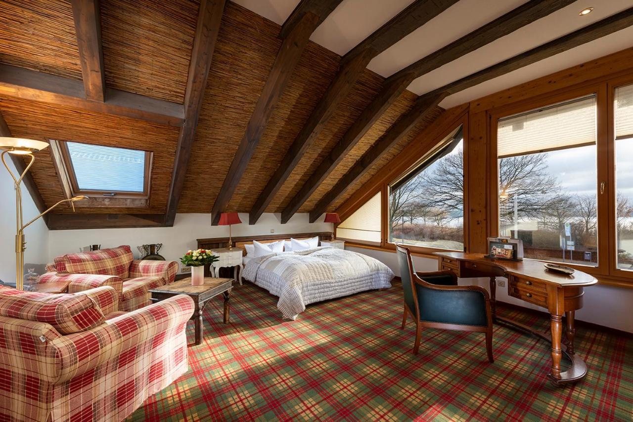 Wellnesshotel Seeschloesschen - Privat- Spa & Naturresort 센프텐베르크 외부 사진