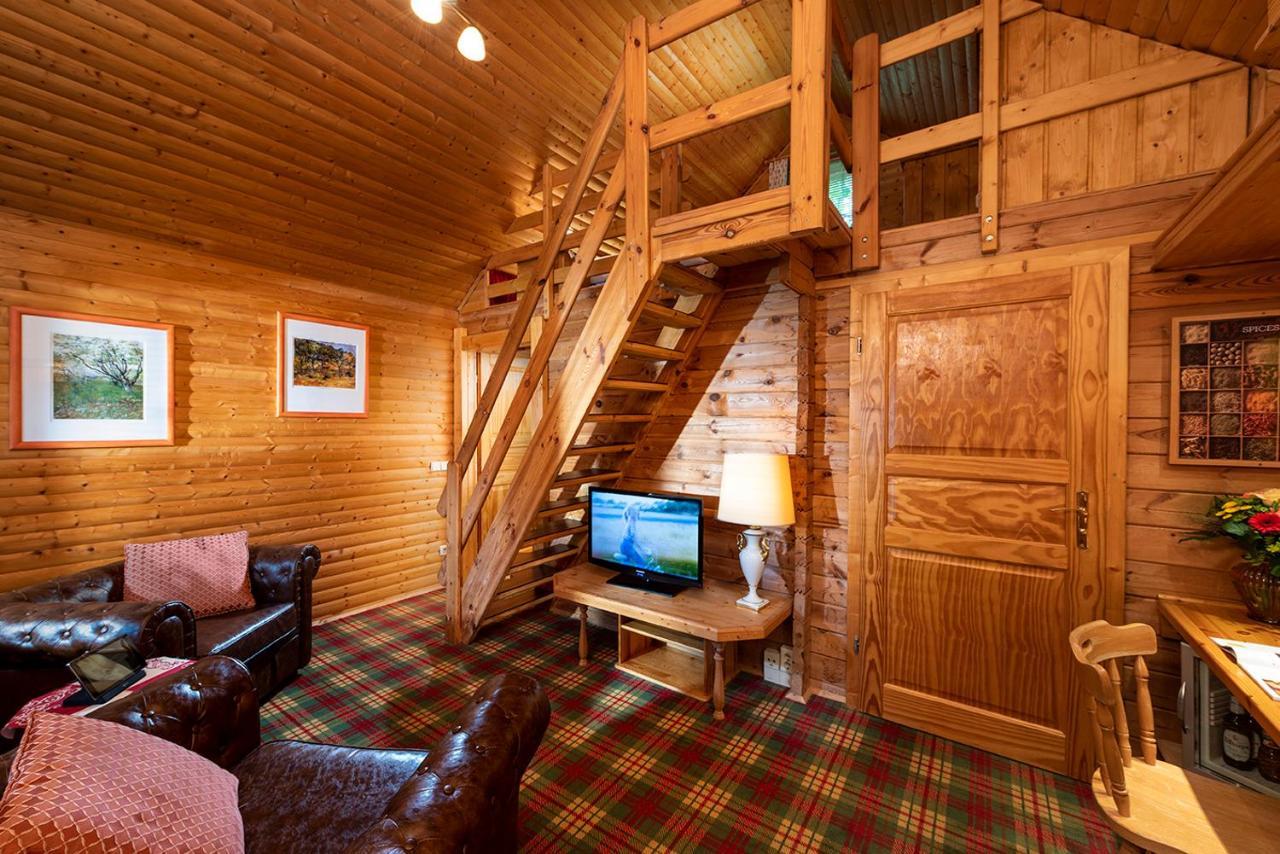 Wellnesshotel Seeschloesschen - Privat- Spa & Naturresort 센프텐베르크 외부 사진