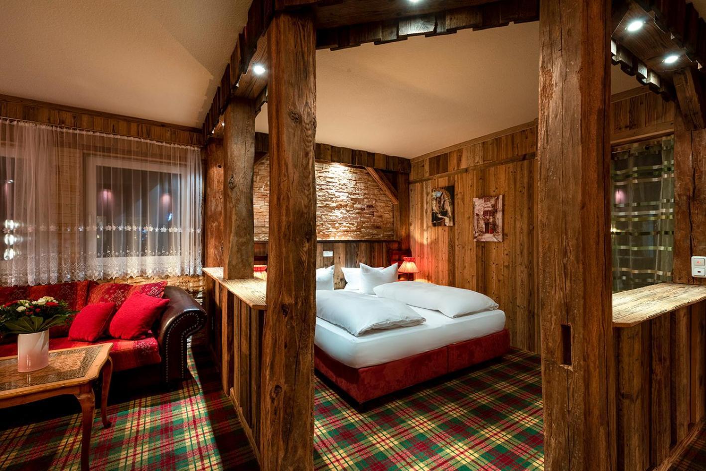 Wellnesshotel Seeschloesschen - Privat- Spa & Naturresort 센프텐베르크 외부 사진