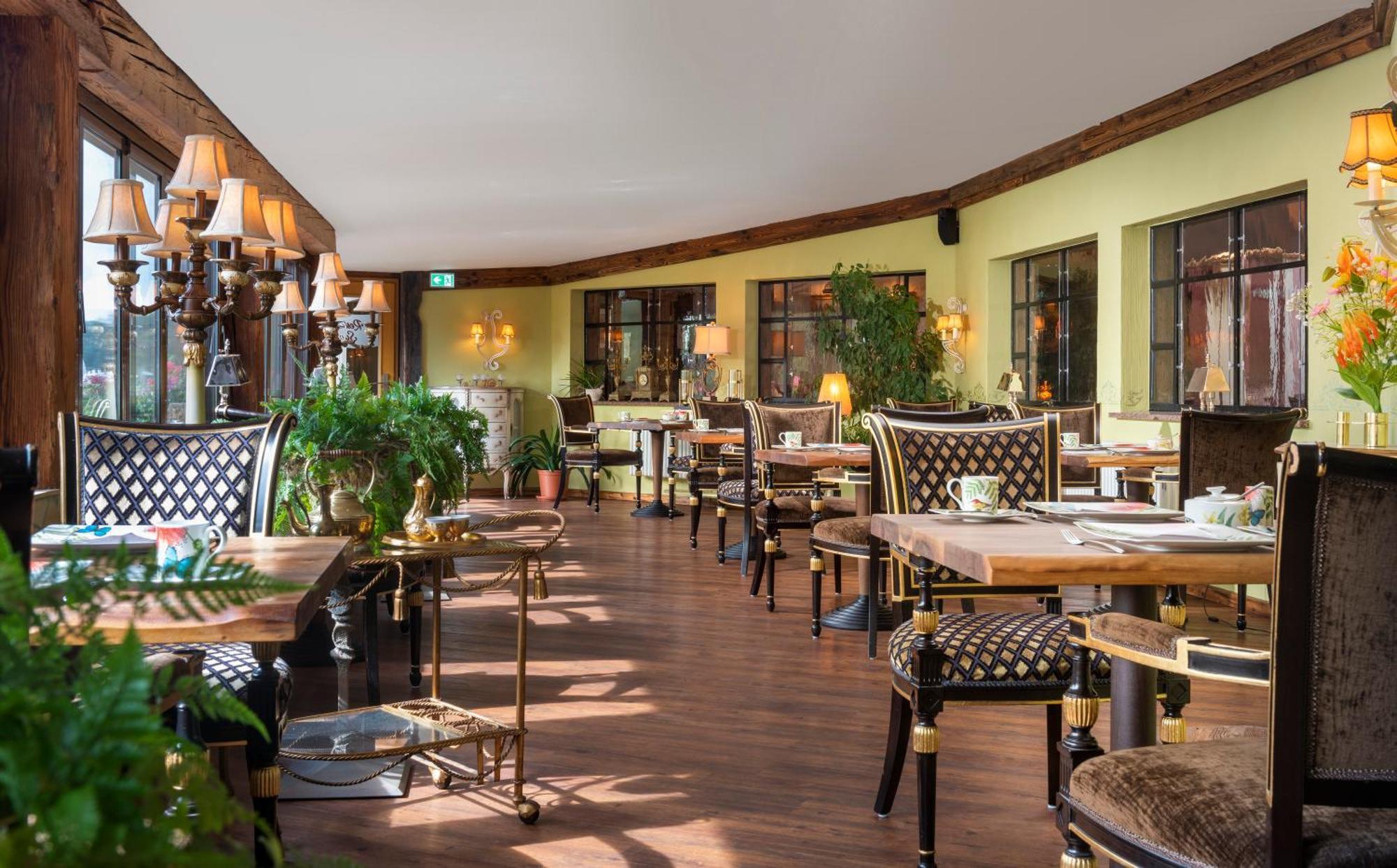 Wellnesshotel Seeschloesschen - Privat- Spa & Naturresort 센프텐베르크 외부 사진